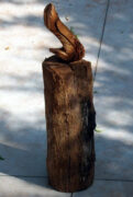 Totem tanguero dell'artista Corrado Meneguzzo